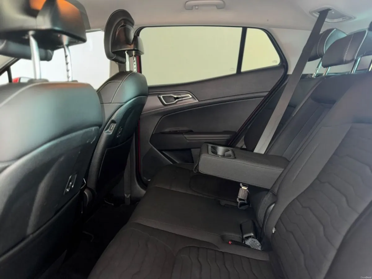 Kia Sportage K3 Phev 5DR Auto - Image 4
