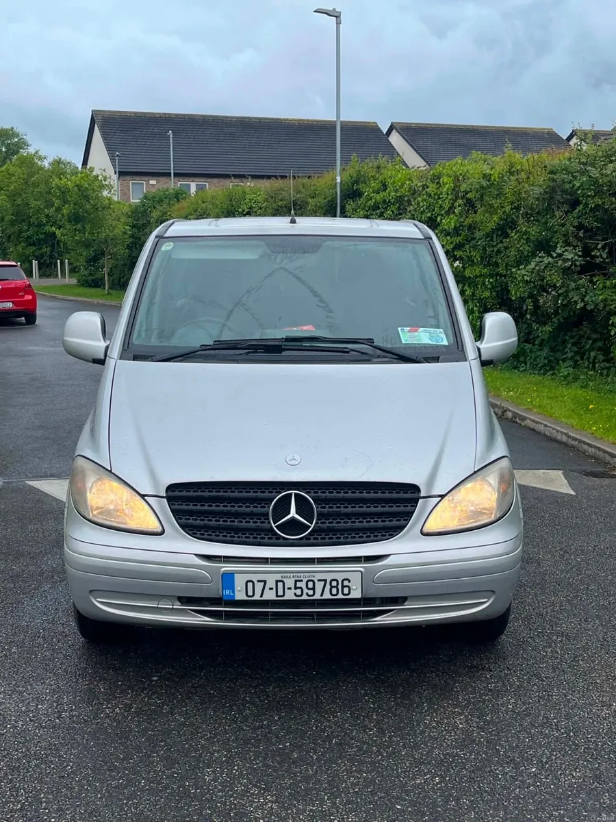 Mercedes Vito 9 seater - Image 4
