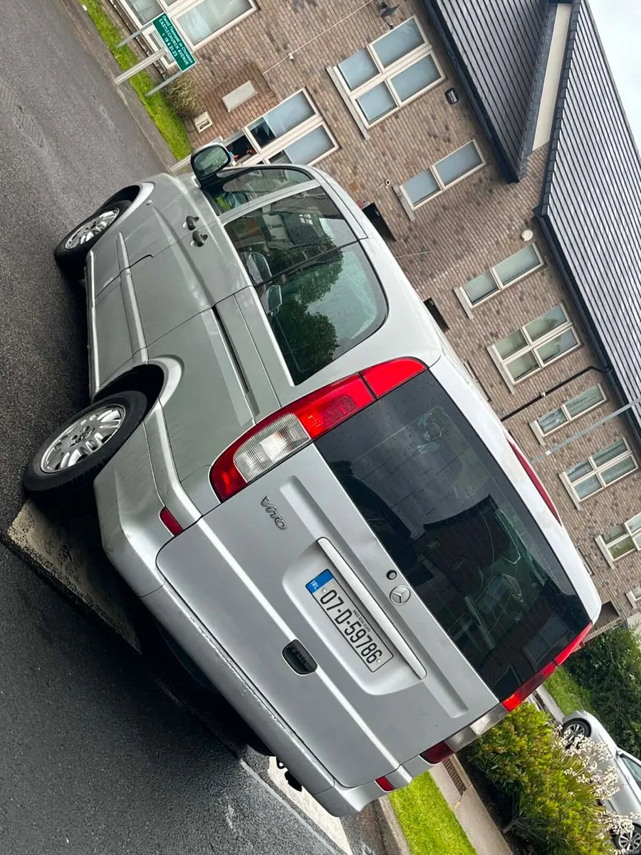 Mercedes Vito 9 seater - Image 3