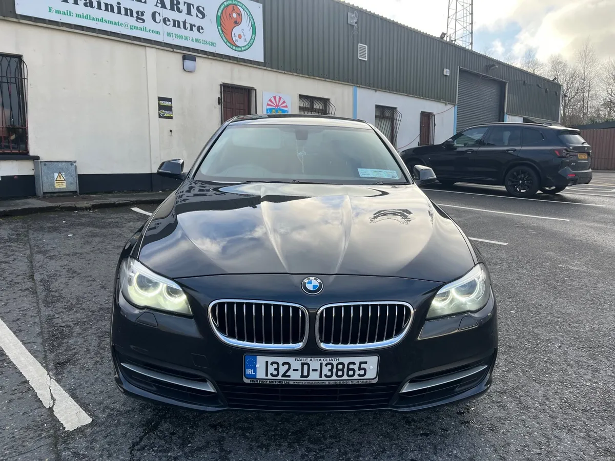 BMW 5-Series 2013 - Image 2