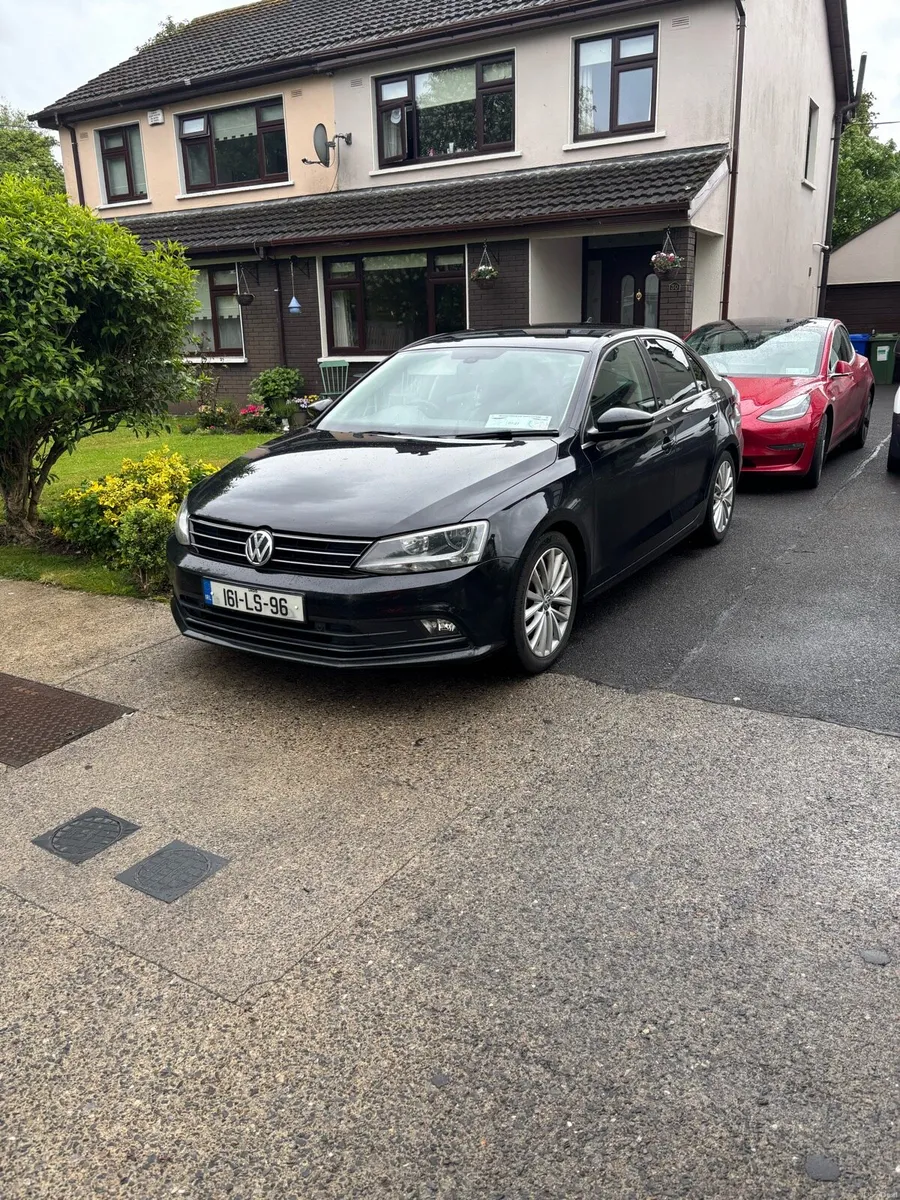 Volkswagen Jetta high line - Image 2