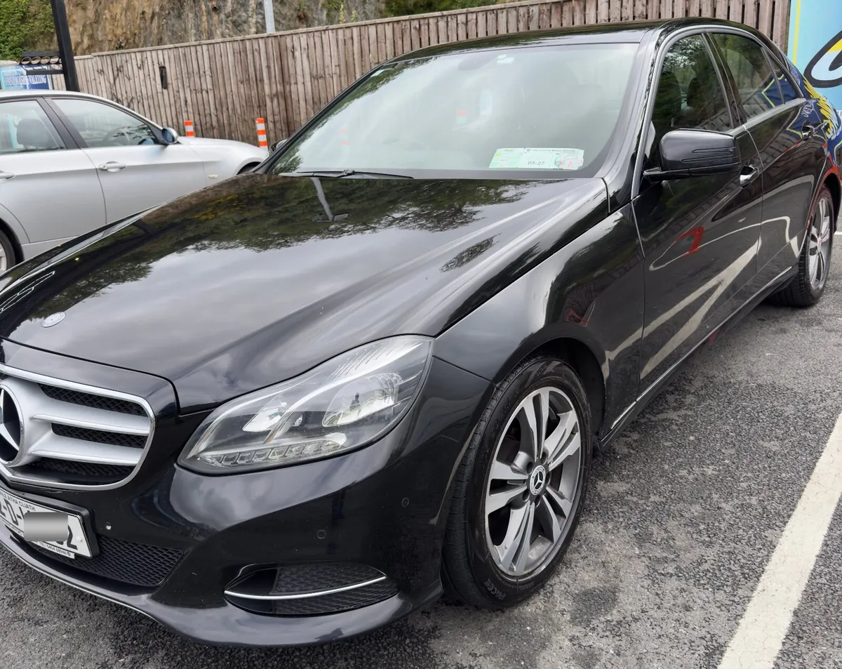 Mercedes-Benz E-Class 2013 - Image 1
