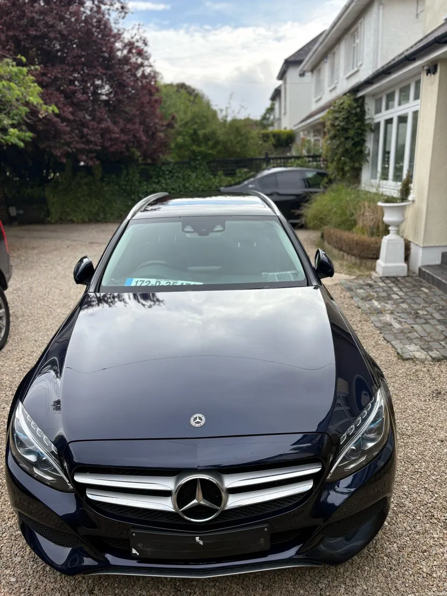 Mercedes C350e Sport Premium Plus - Image 2