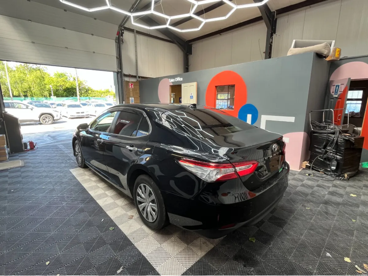 Toyota Camry 2020 TOYOTA CAMRY X 2.5 AUTOMATIC / C - Image 4