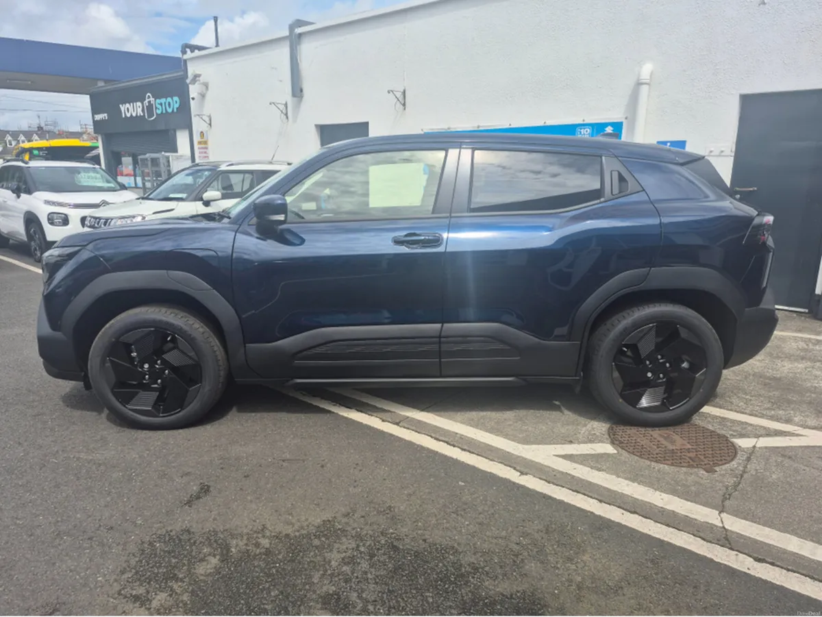 Suzuki Vitara - e Vitara 61kWh Motion 426km - Image 4