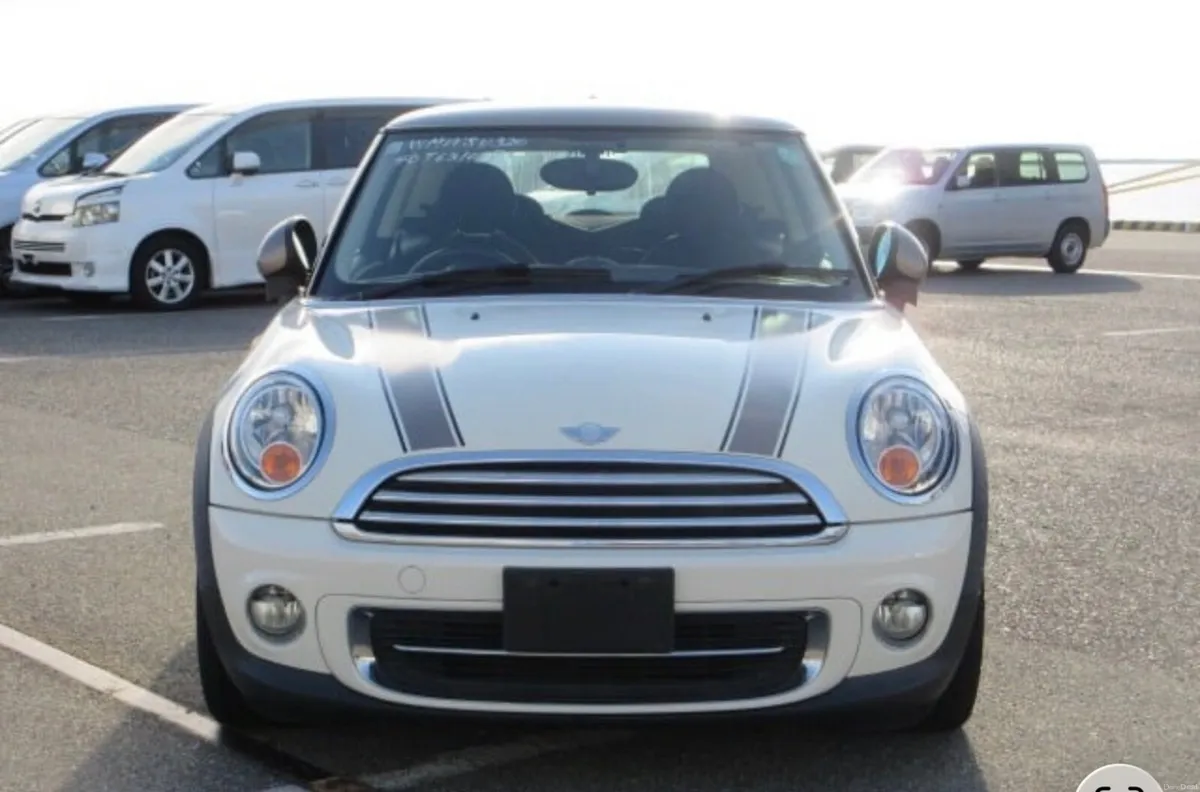 2013 Mini Cooper Perfect condition automatic - Image 1