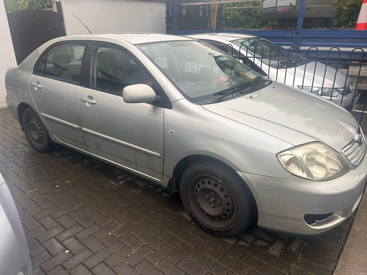 Toyota Corolla - Image 2