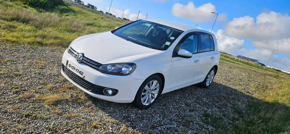 2012 Volkswagen Golf - Image 2