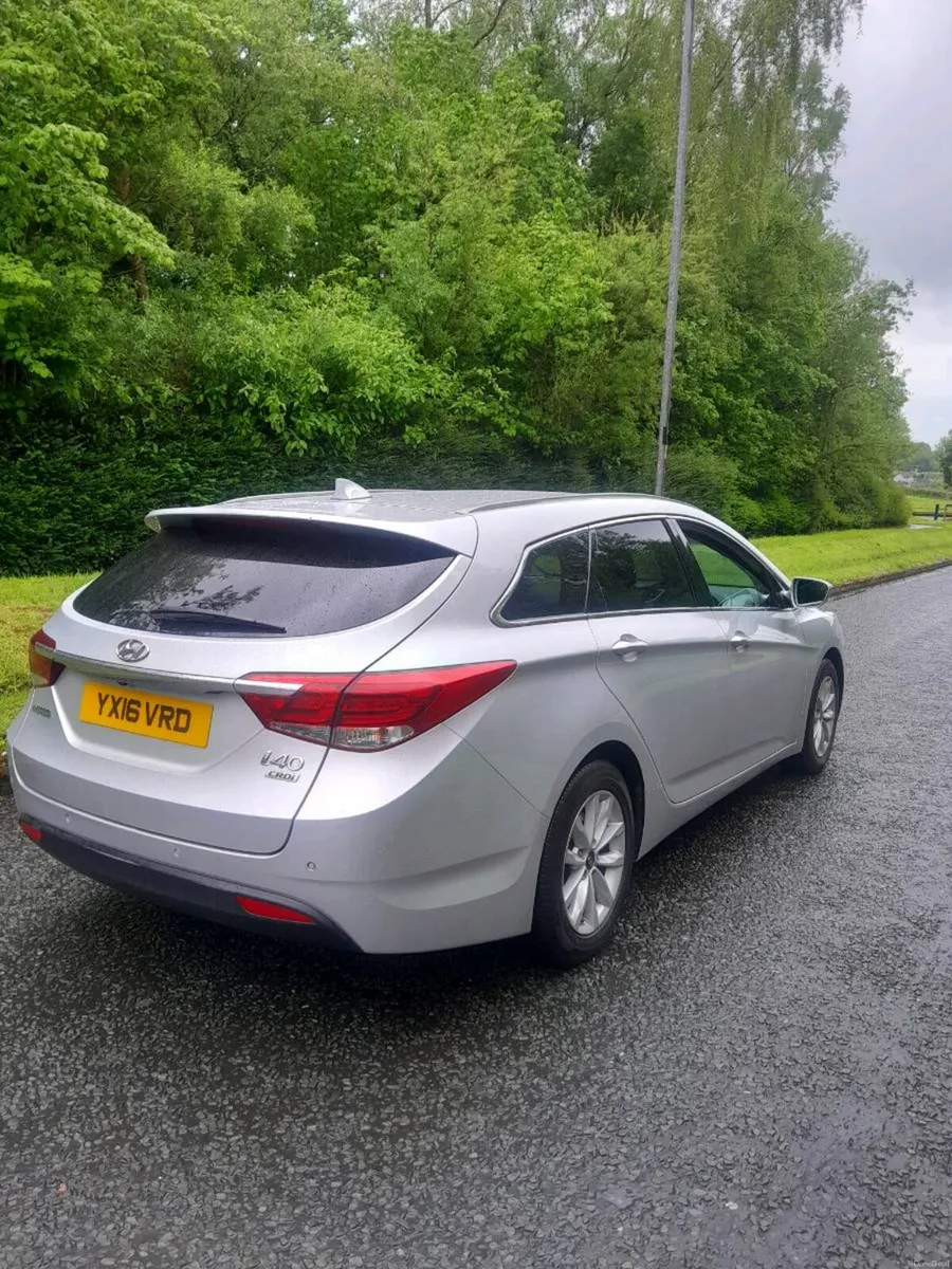 2016 HYUNDAI I40 1.7 CRDI BLUE DRIVE SE NAV 5DR - Image 4