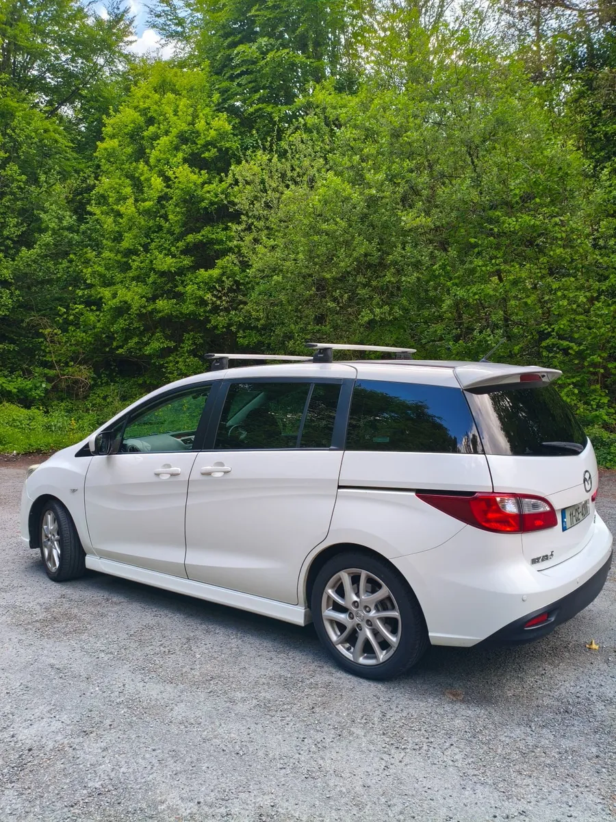 Mazda Mazda5 2011 - Image 3