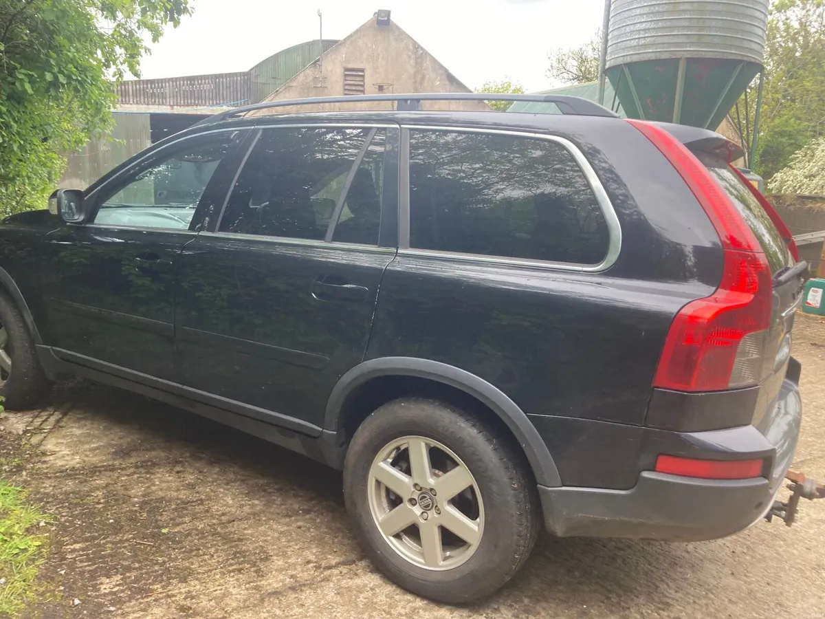 Volvo XC90 2009 (low miles) - Image 3
