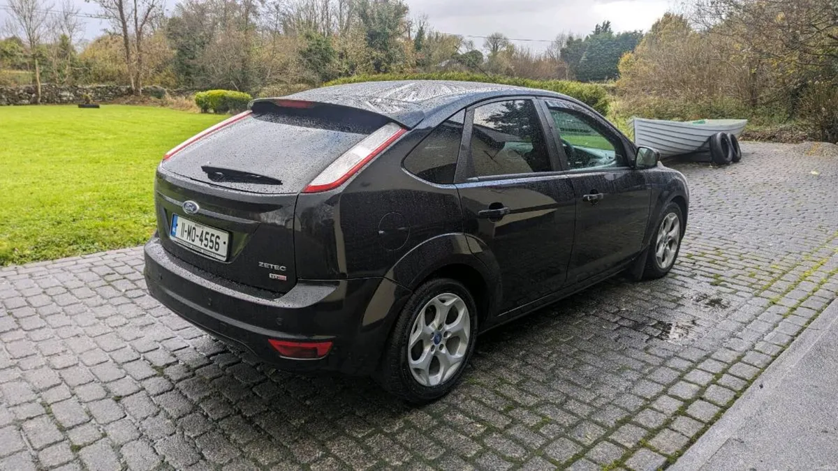 Car - Image 4
