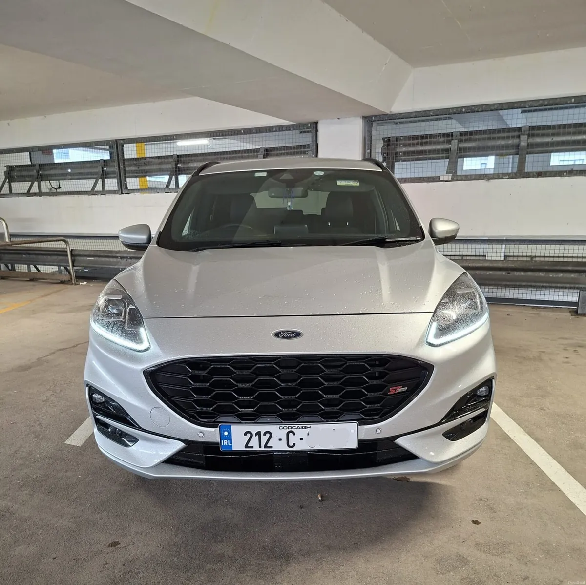 Ford Kuga PHEV ST Line - Image 1