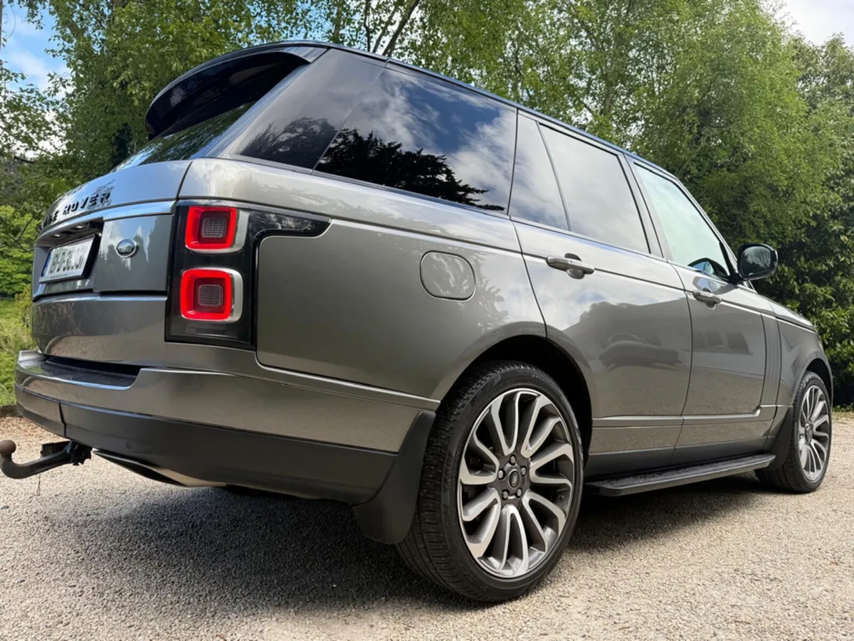 Land Rover Range Rover *Sale Agreed* 3.0 TDV6 VOGU - Image 4