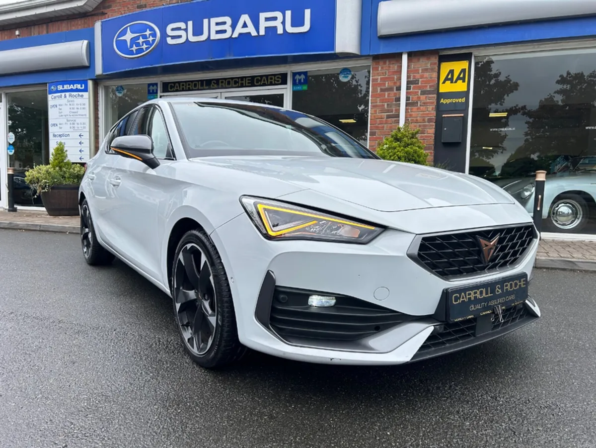 Cupra Leon 1.5 ETSI 150HP DSG 5DR in ice-White | T - Image 1