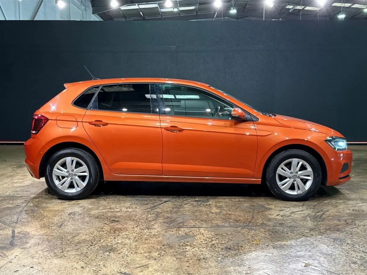 Volkswagen Polo 1.0 AUTOMATIC TSI COMFORT LINE - C - Image 3