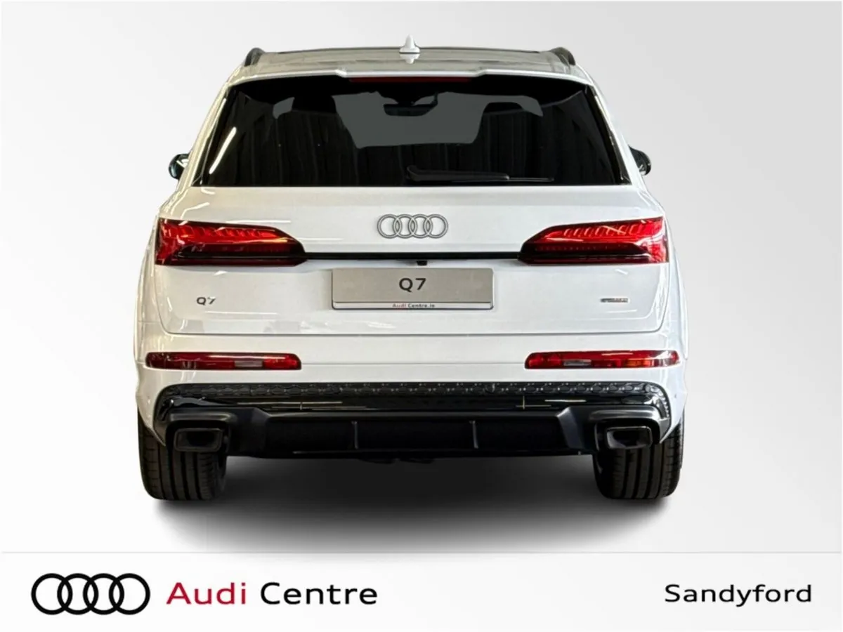 Audi Q7 55 TFSIE Q S LINE 290KW - Image 4