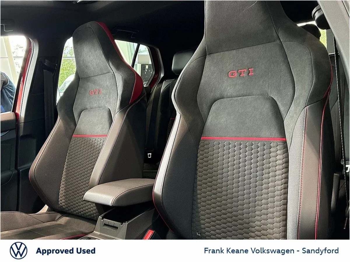 Volkswagen Golf *GTI Clubsport* *300HP* *Panoramic - Image 4