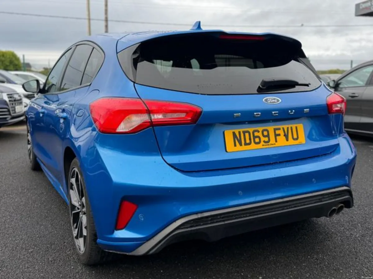 Ford Focus ST-LINE X TDCI - Image 4