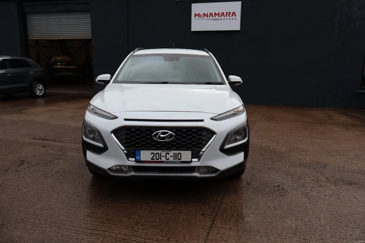 Hyundai KONA EXECUTIVE Great Spec 1 Owner! - Image 4