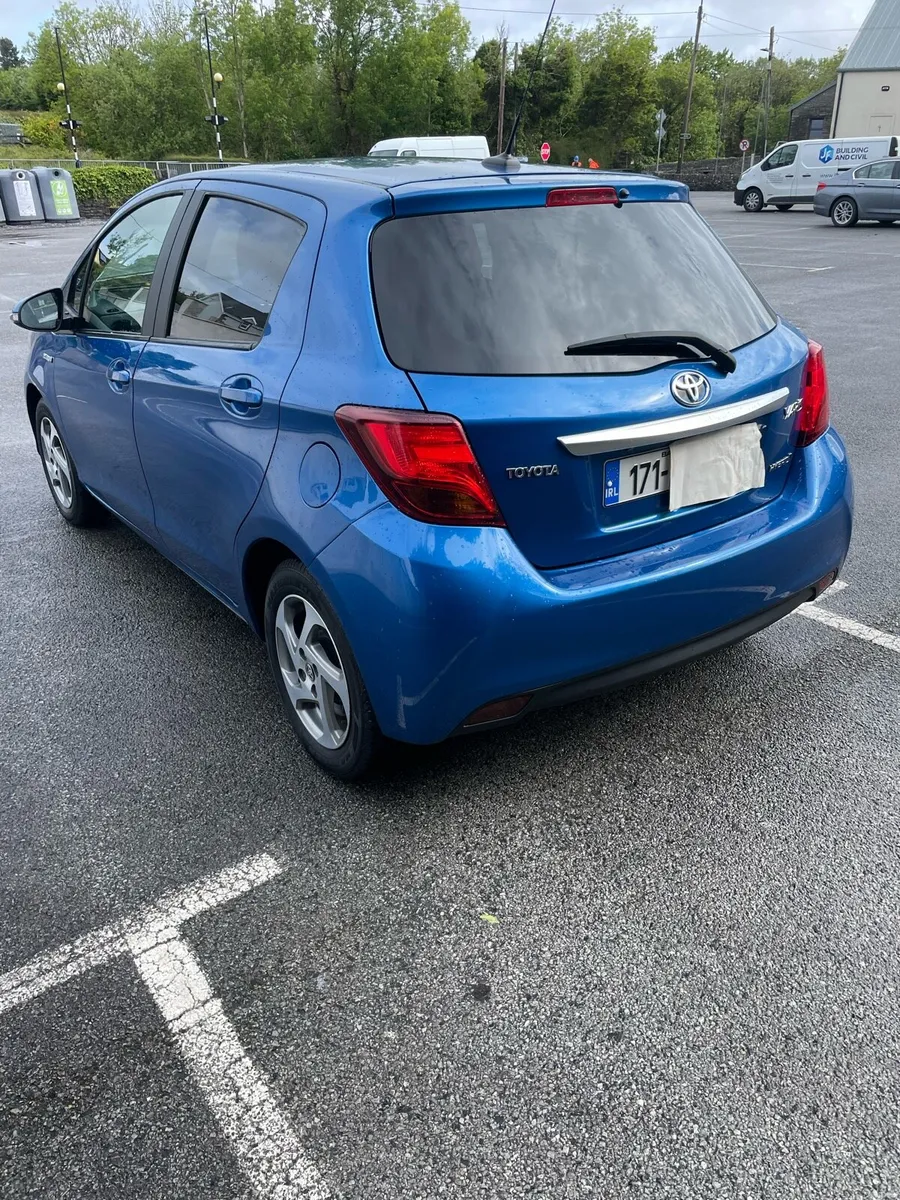 Toyota Yaris - Image 1