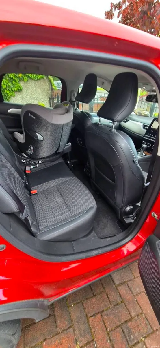 2023 Renault Arkana 1.3 TCe 140 EDC Mild - Image 3