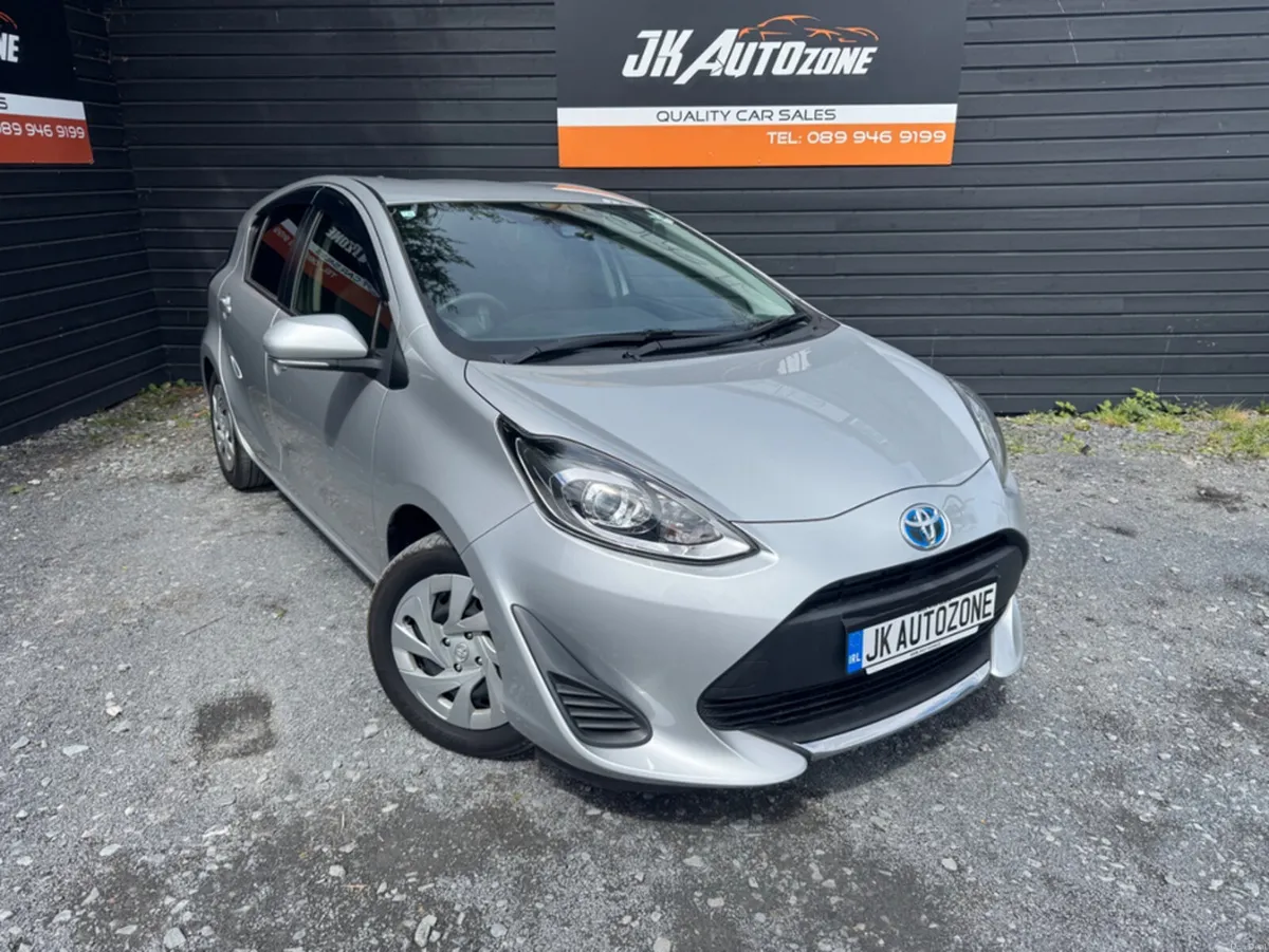 Toyota Aqua 1.5 HYBRID AUTO - Image 1