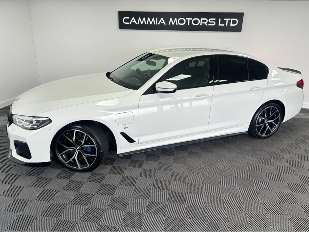 BMW 5-Series BMW 5 SERIES 530E PETROL PLUG IN HYBR - Image 5