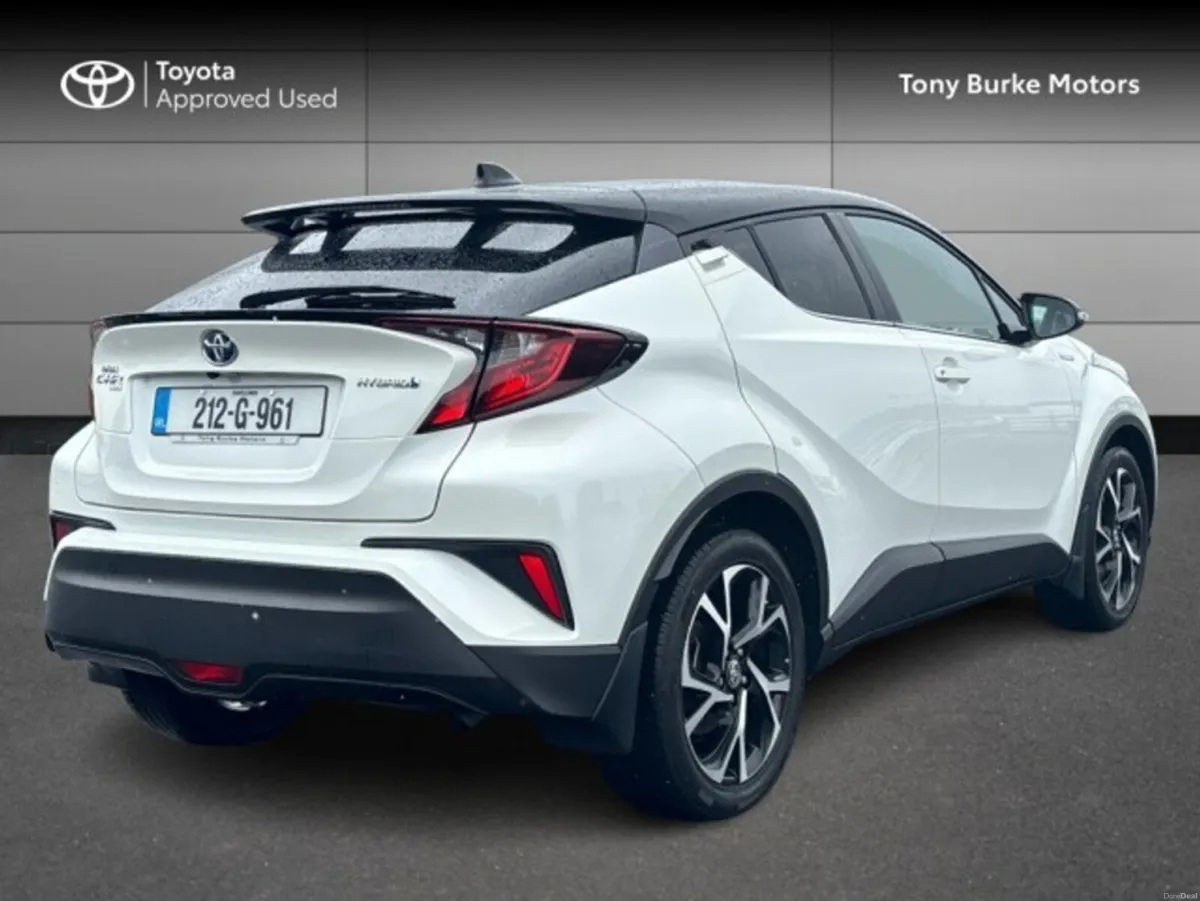 Toyota C-HR Sport Edition Hybrid - Super Features - Image 2