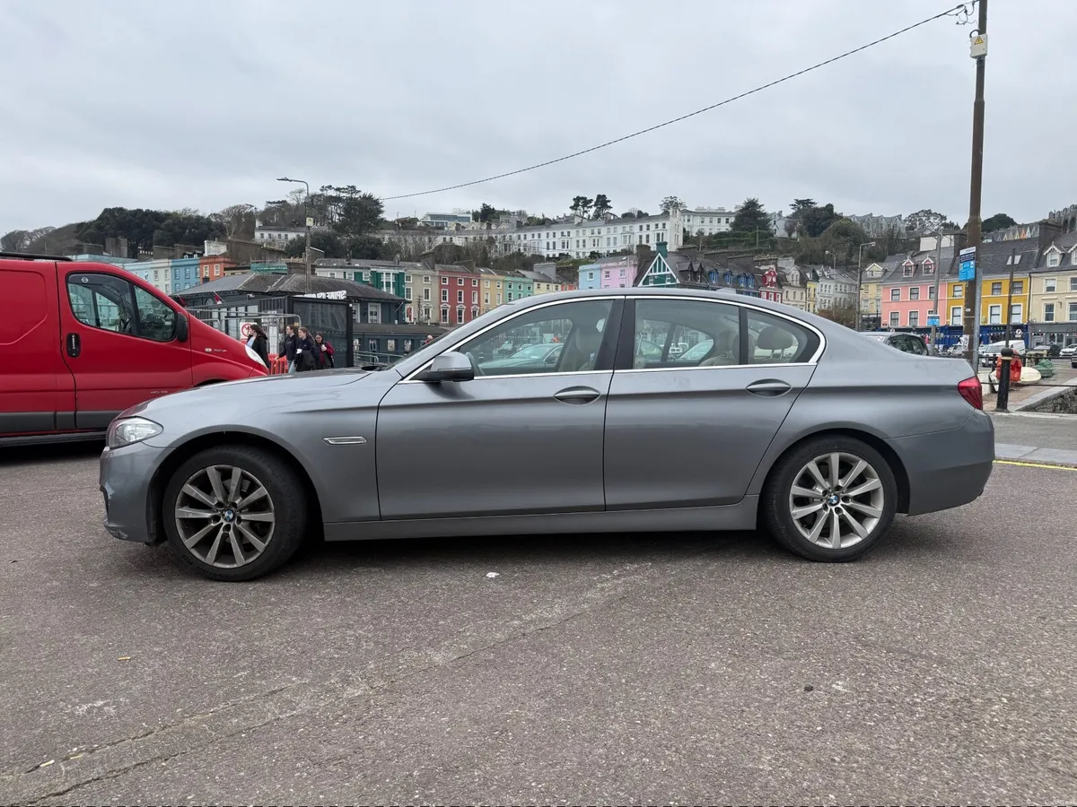 BMW 5-Series 2013 - Image 1