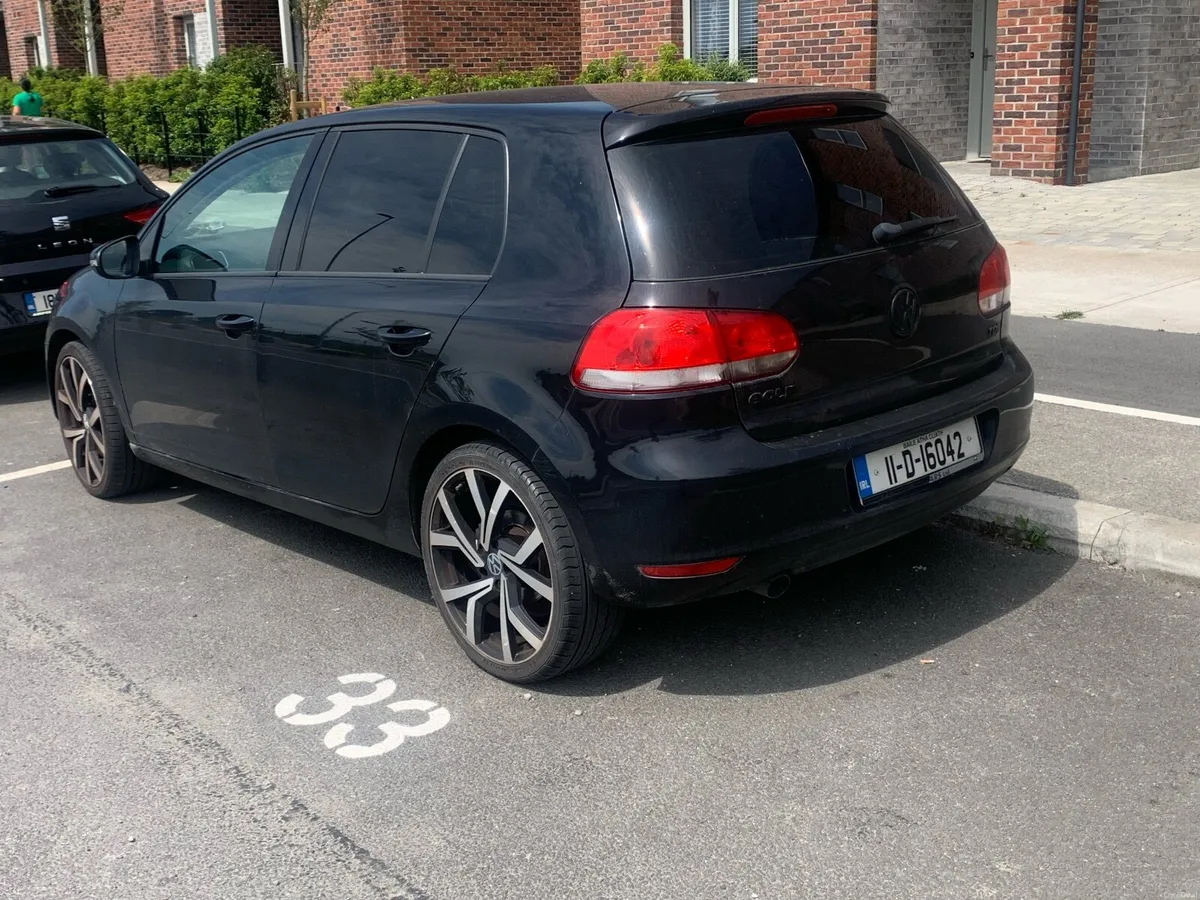 Volkswagen Golf 2011 - Image 3