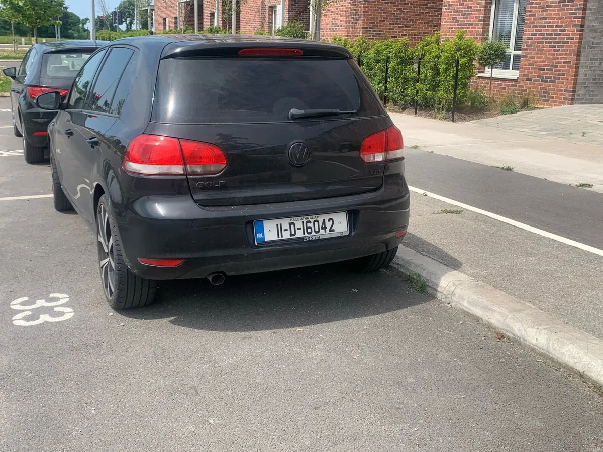 Volkswagen Golf 2011 - Image 4