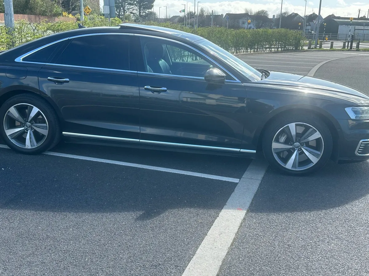 2021 AUDI A8 LWB 60TFSI( Full Main Dealer History) - Image 2