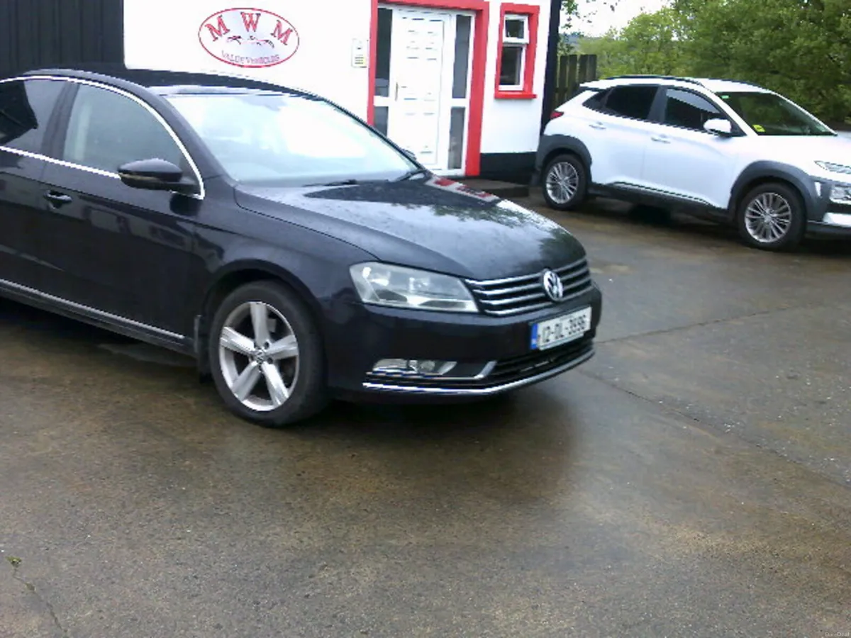 Volkswagen Passat 2012 - Image 1