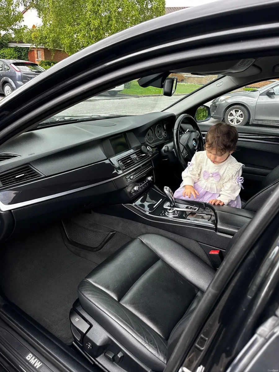 car for sale - Image 2