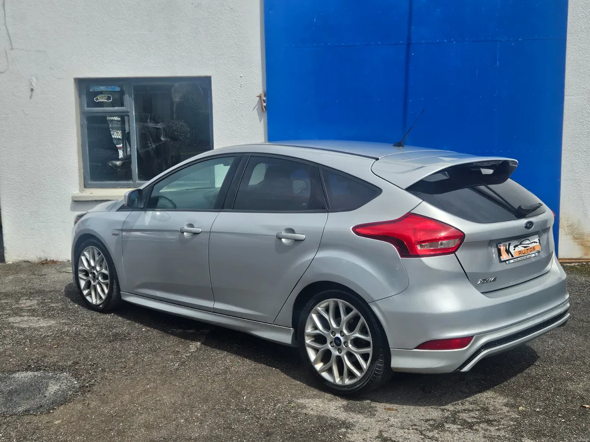Ford Focus st line - Image 2