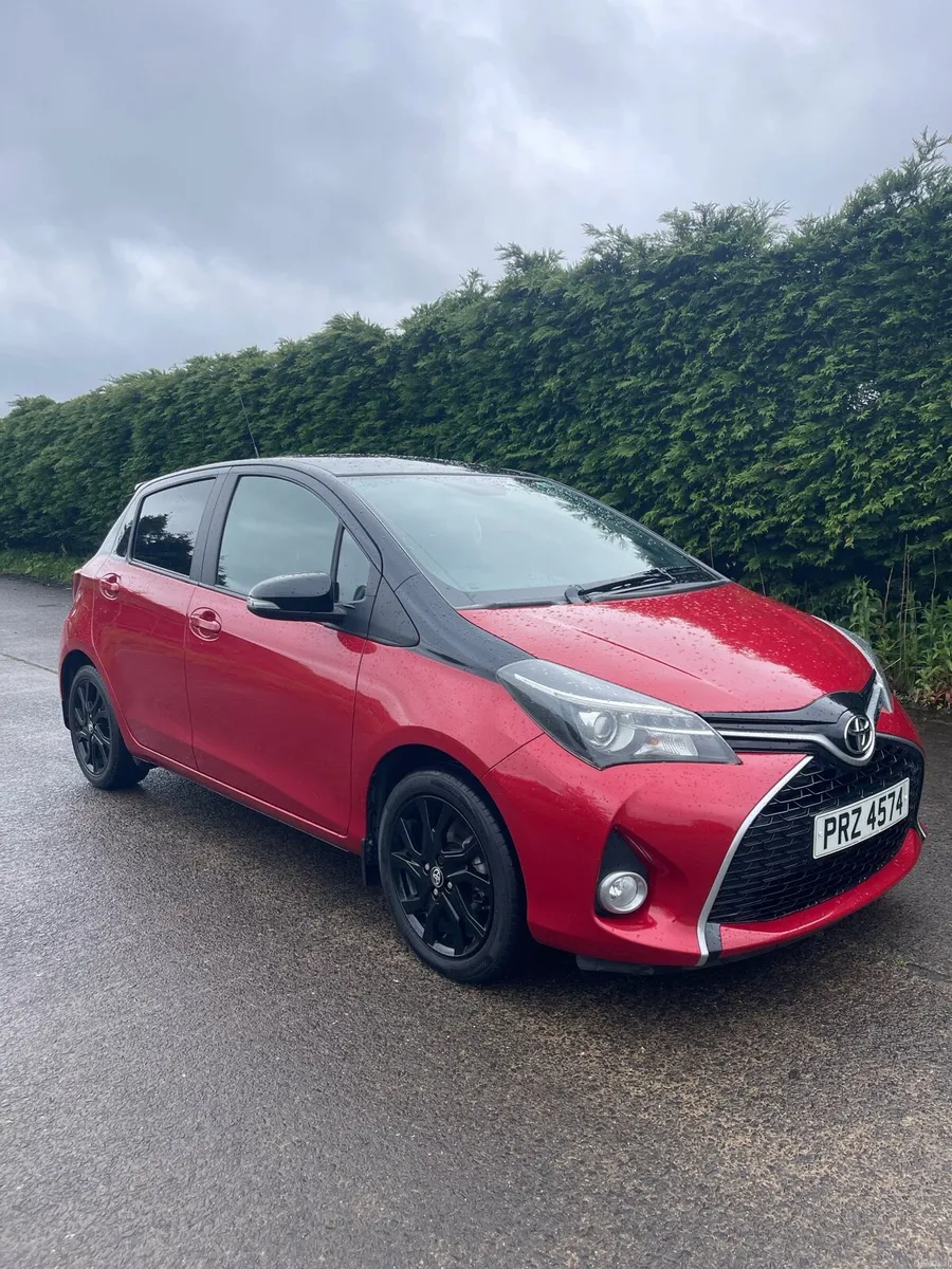 2017 Toyota Yaris Design 1.3 - Image 1