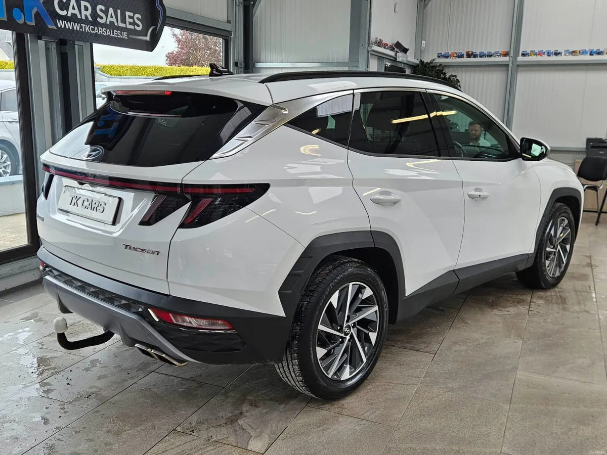 21 HYNDAI TUCSON EXECUTIVE PLUS 1 OWNER 45K KMS- - Image 3