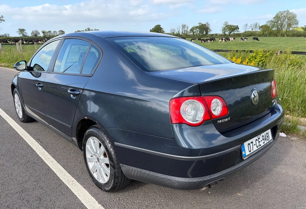 Volkswagen Passat 2.0Tdi 2007 Automatic - Image 3