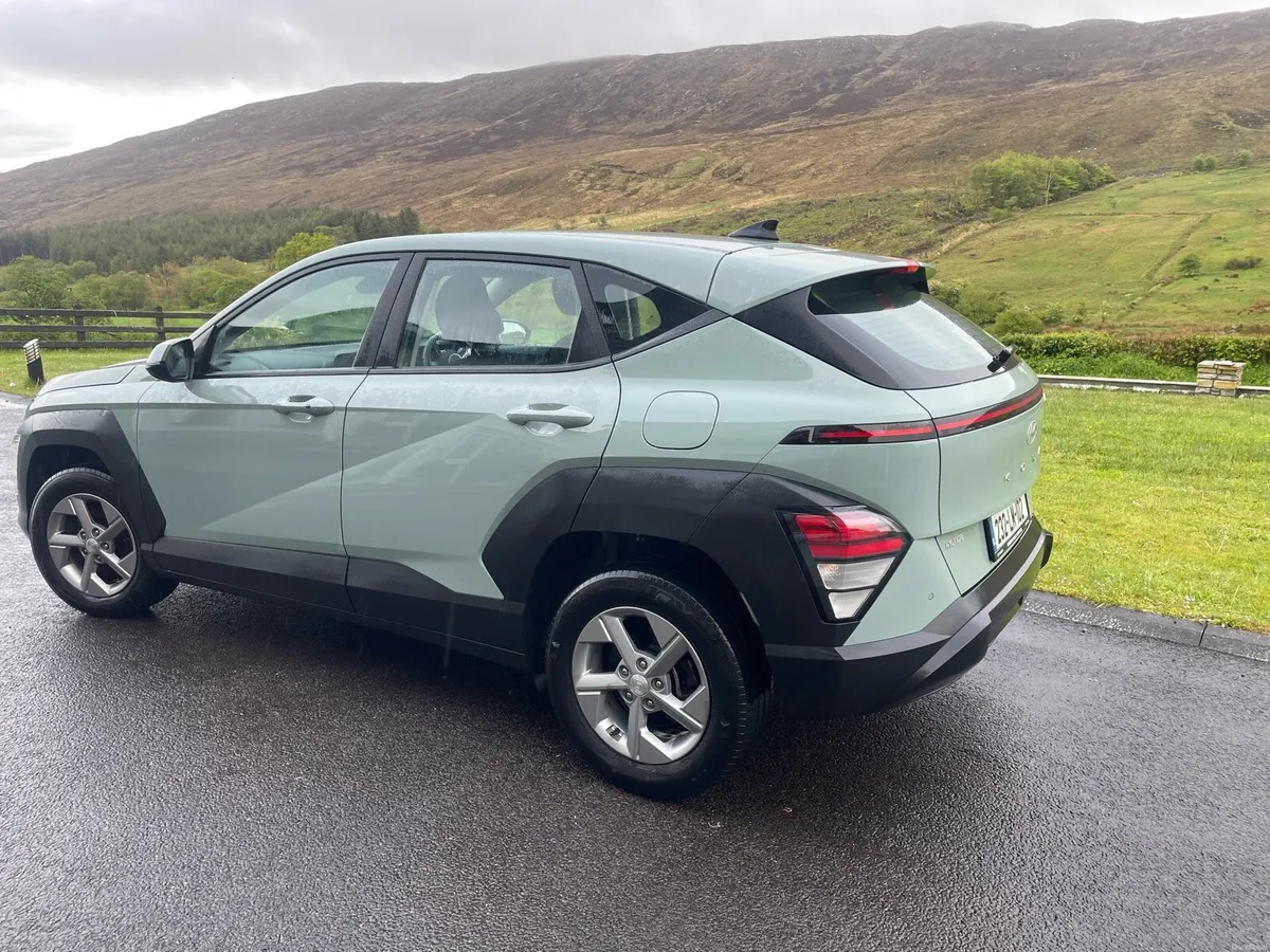 2023 Hyundai Kona - Image 4