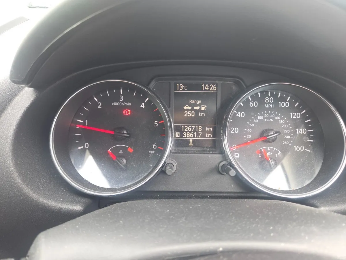 Nissan Qashqai 2012 - Image 3