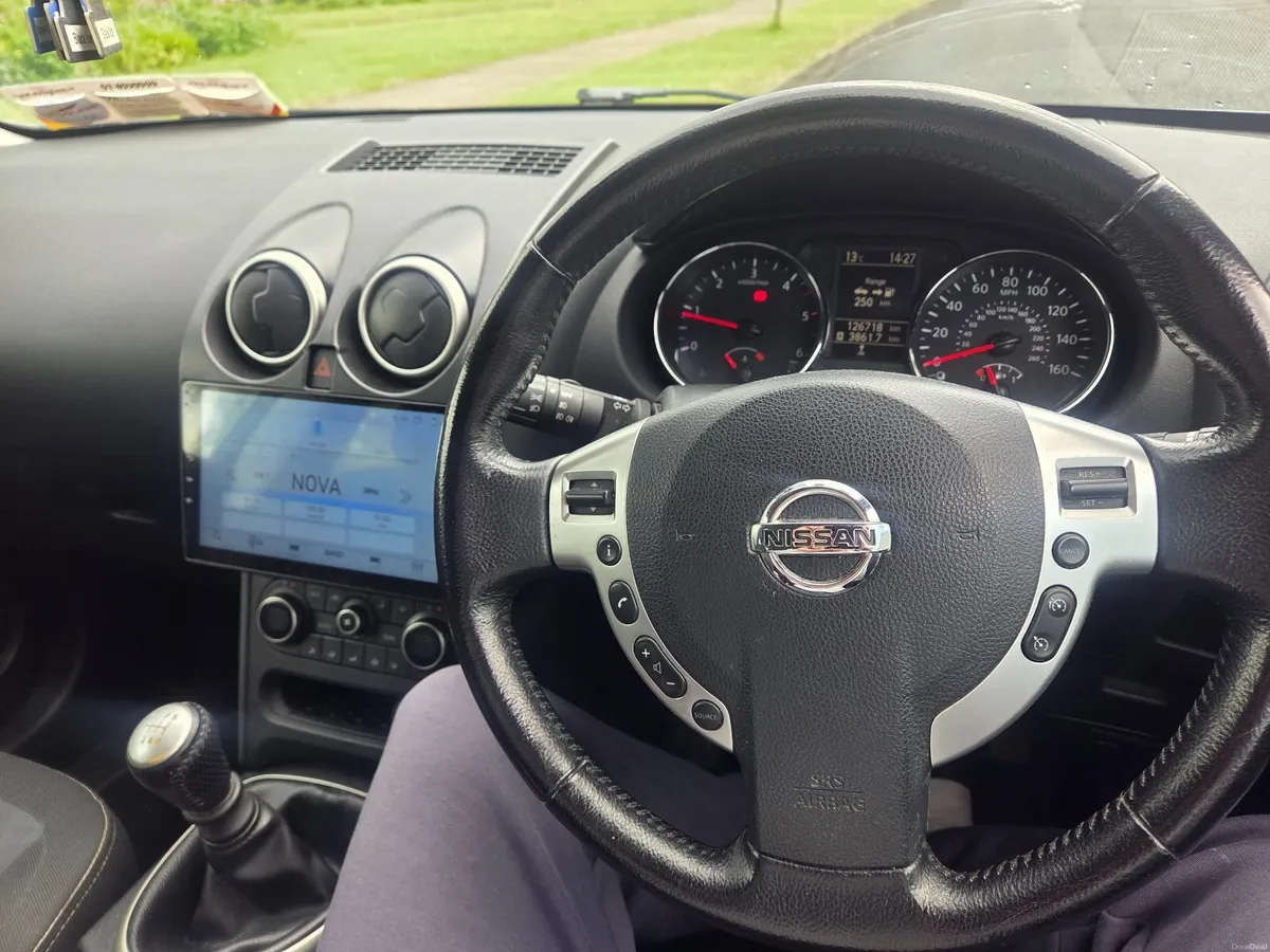 Nissan Qashqai 2012 - Image 2