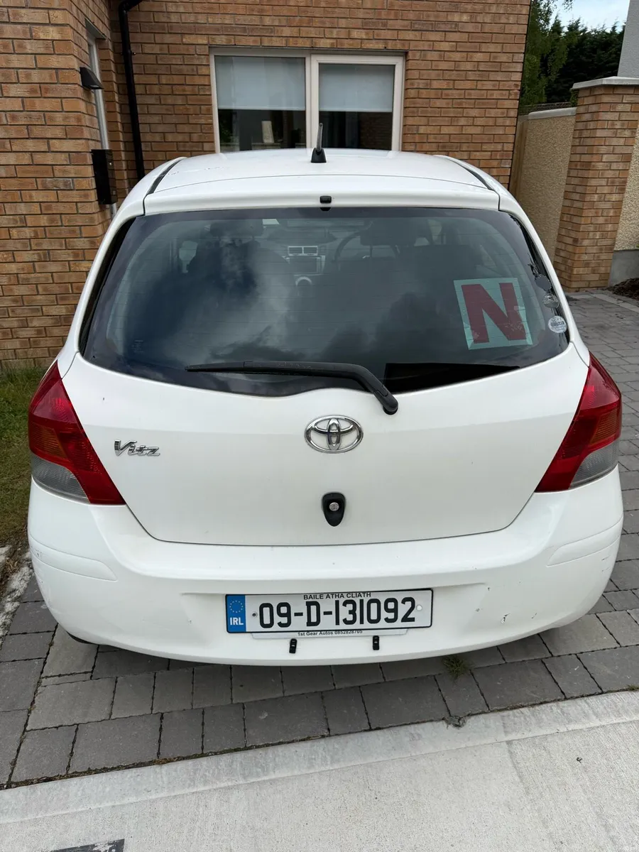 Toyota vitz - Image 3