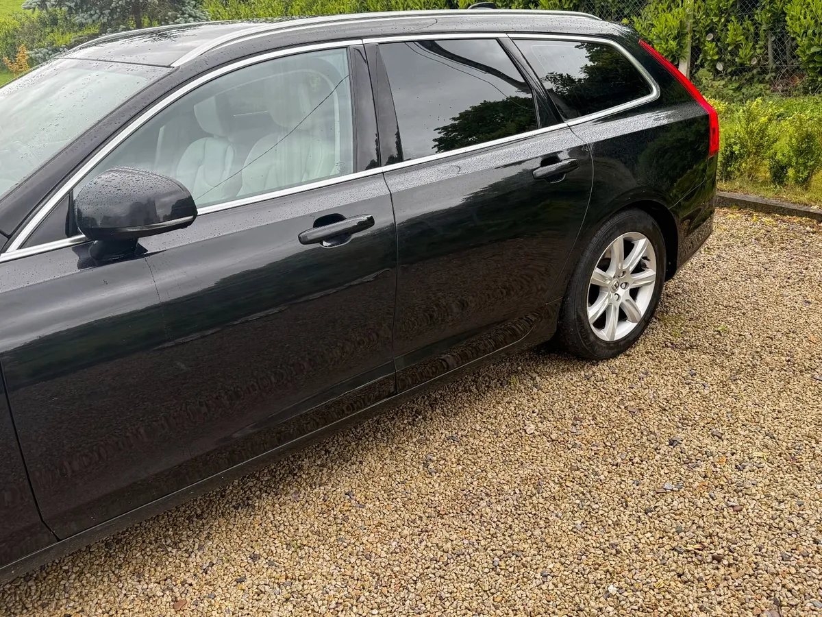 Volvo V90 2018 - Image 4