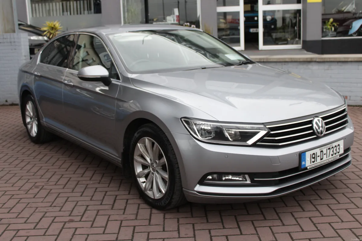 2019 VOLKSWAGEN PASSAT 2.0 TDI 150HP COMFORTLINE - Image 2