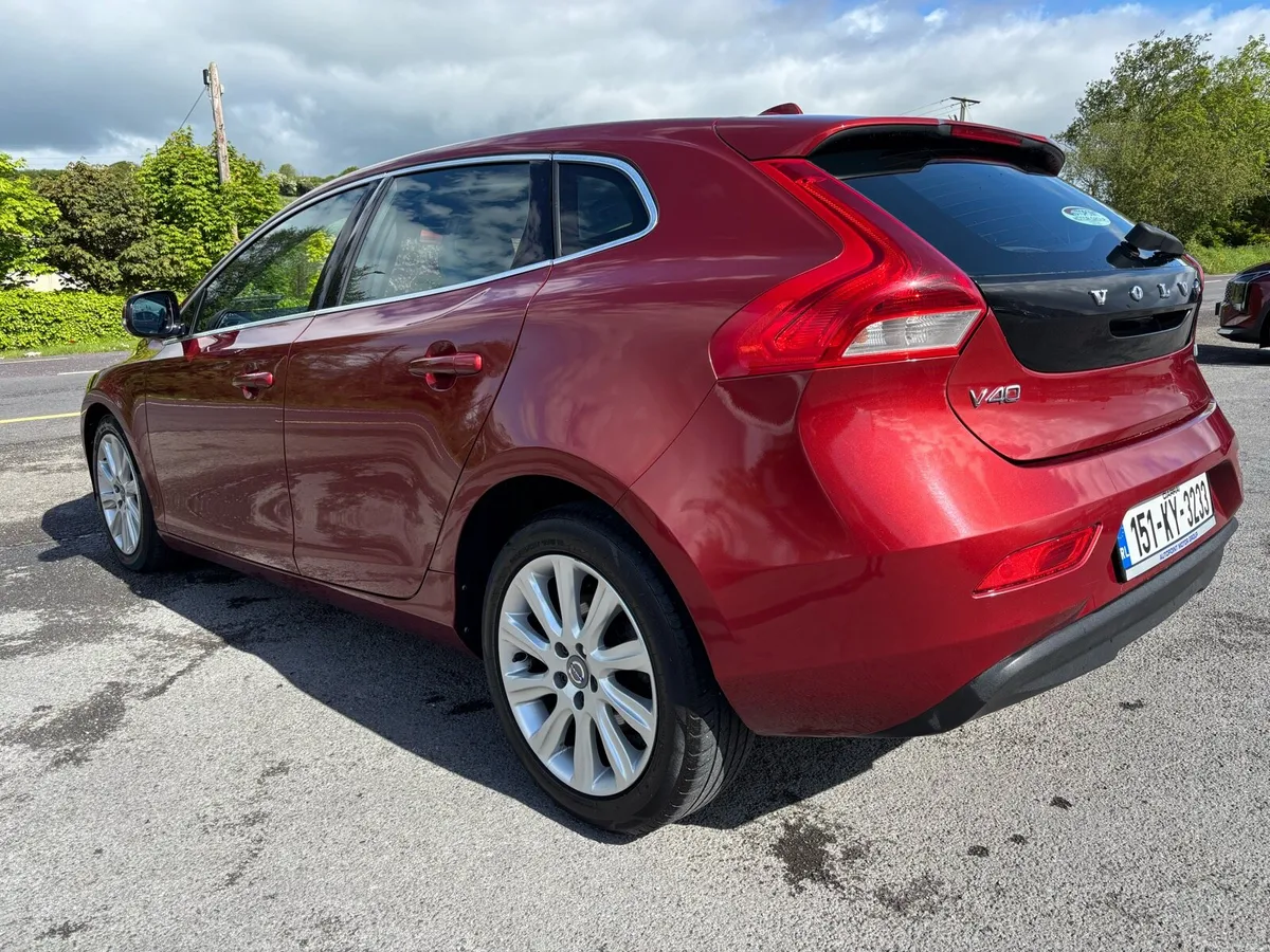 151 VOLVO V40 1.6 D2 LUX (115bhp) NCT 08-27 - Image 3