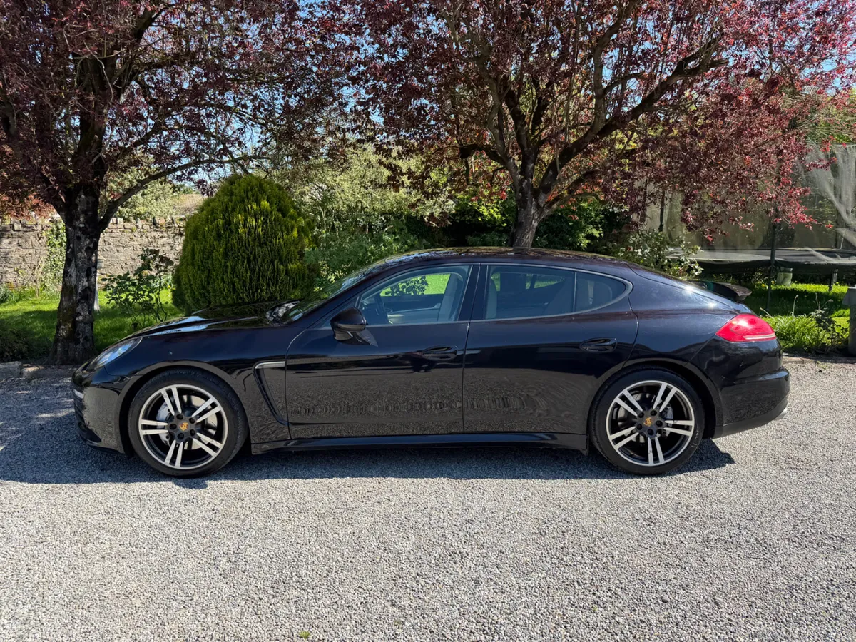 Porsche Panamera 2015 - Image 6