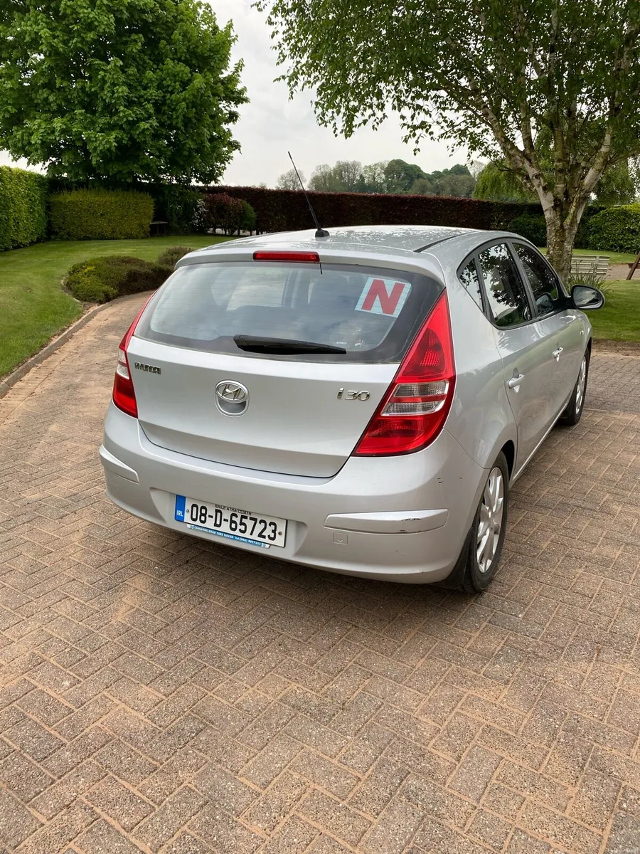 Hyundai i30 Deluxe 1.4L petrol 155,000km - Image 4