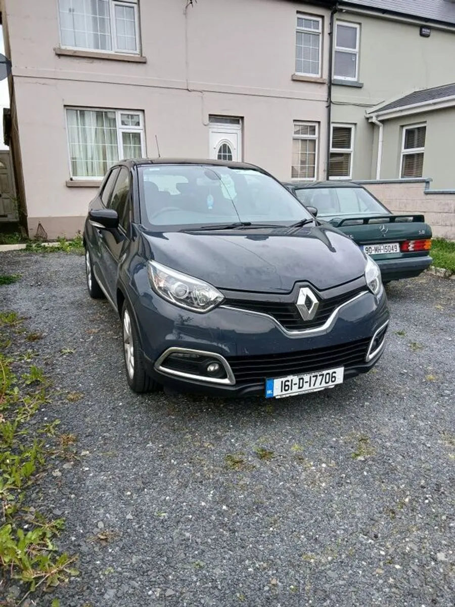 2016 Renault Captur - Image 2