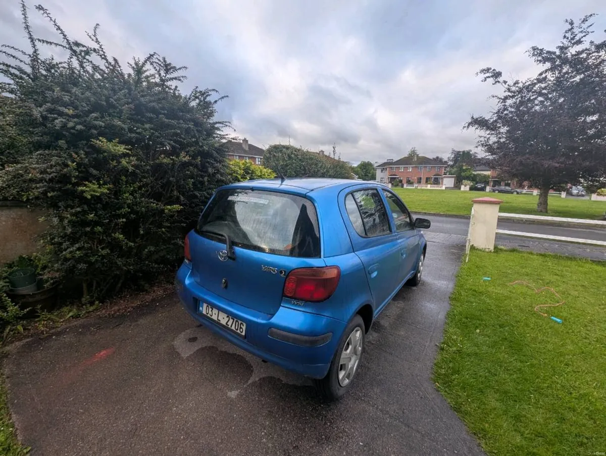 2003 Yaris - Image 3